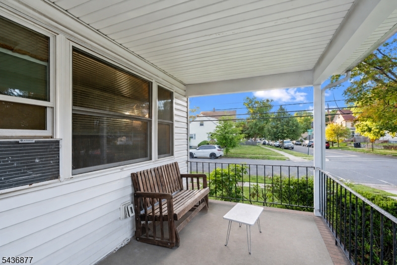 300 Watson Ave