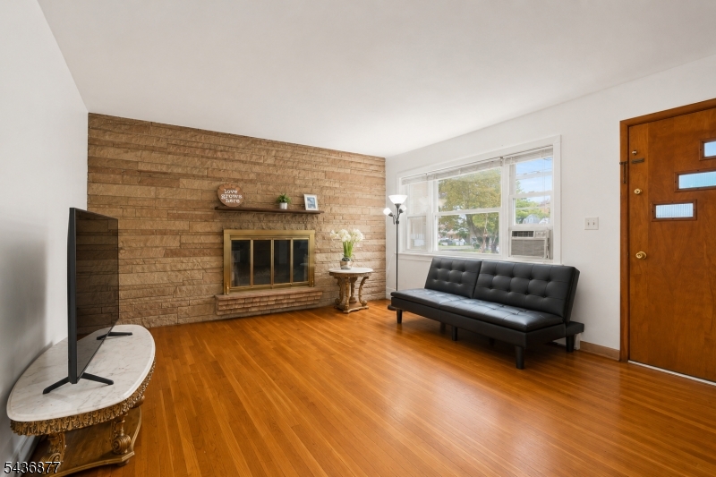 300 Watson Ave