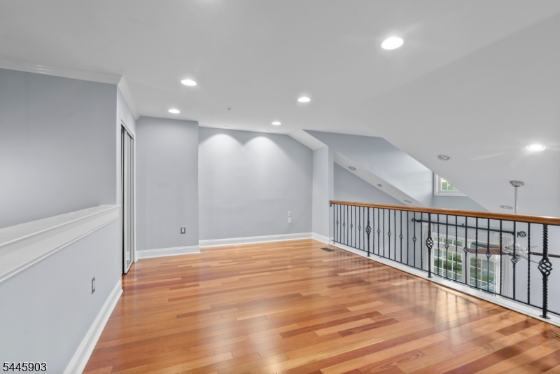 169 Price Ct