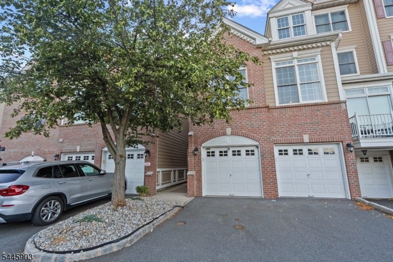 169 Price Ct