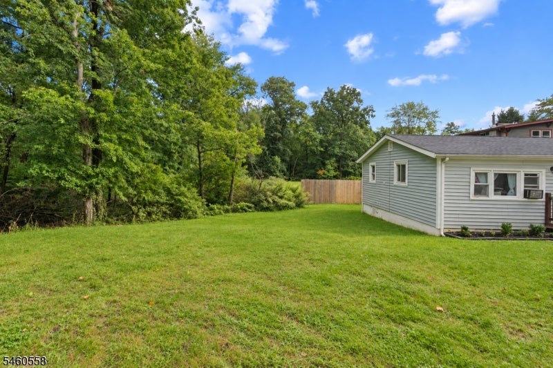 340 Lakeview Dr