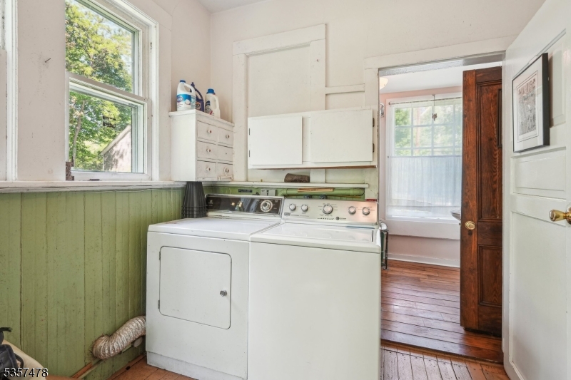 19 E Mill Rd