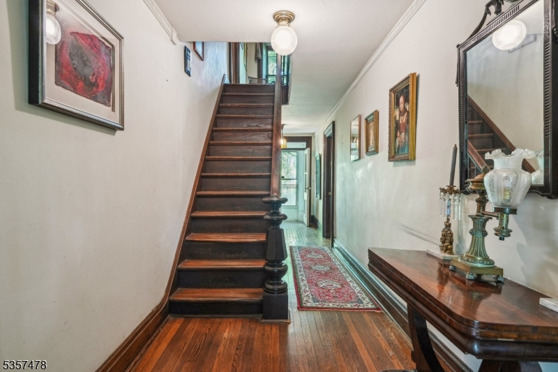 19 E Mill Rd