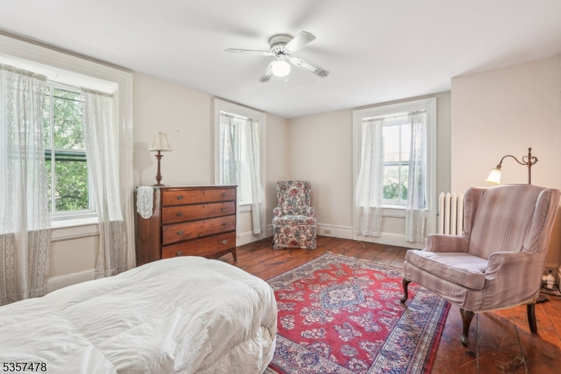 19 E Mill Rd