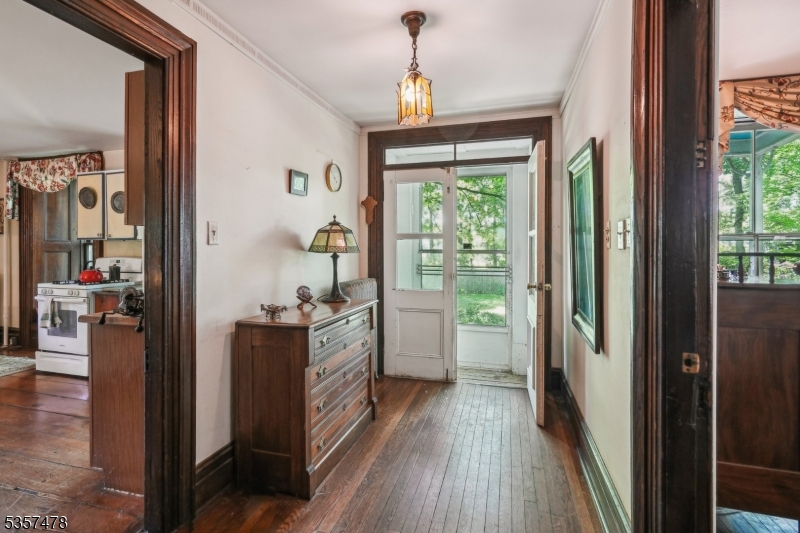 19 E Mill Rd