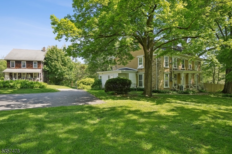 19 E Mill Rd