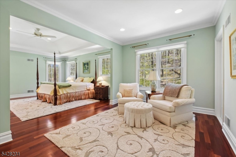 8 Mount Pleasant Rd