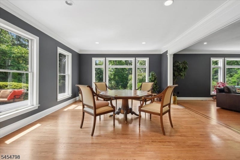 7 Martin Ln