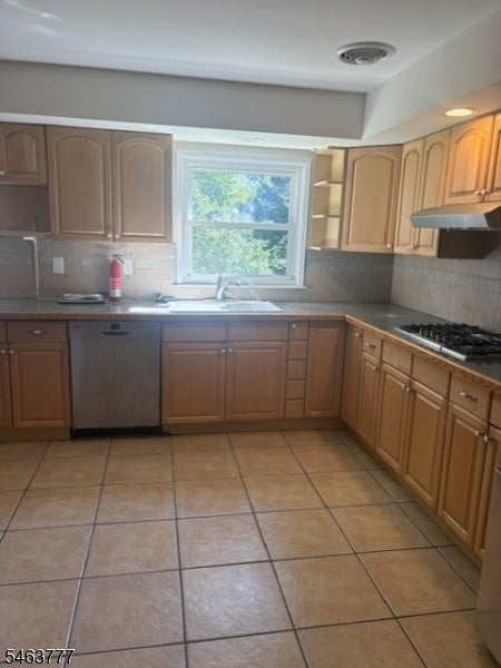 12 Gordon Ct