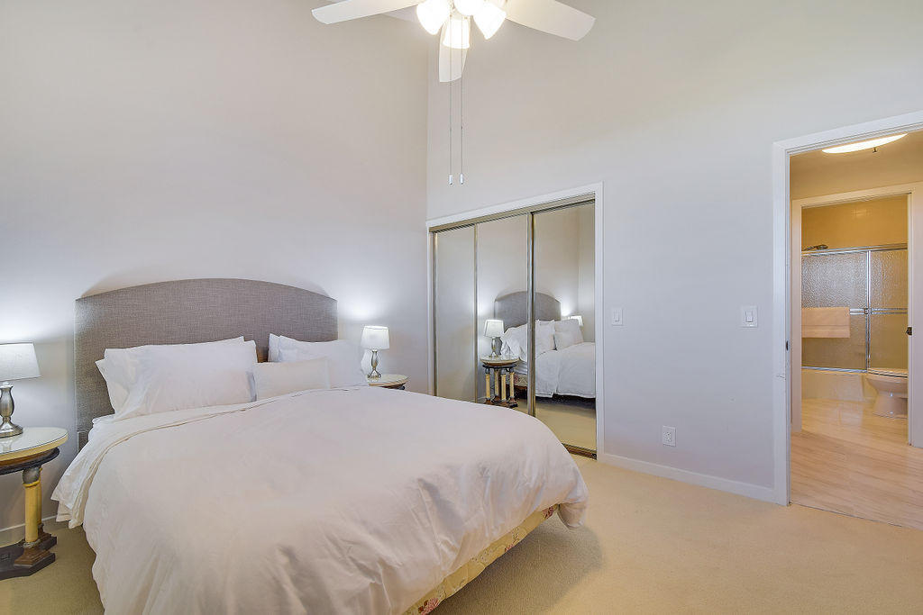 11370 Twelve Oaks Way 614