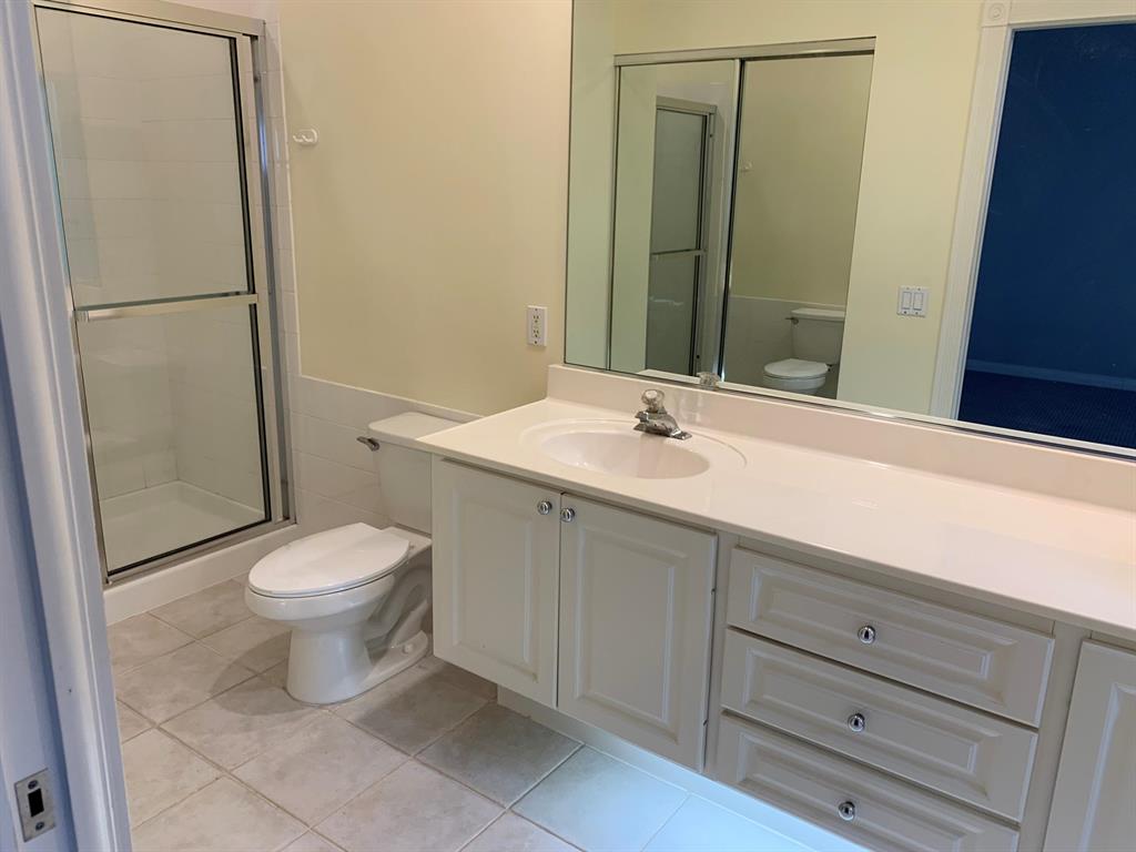 16 Live Oak Circle