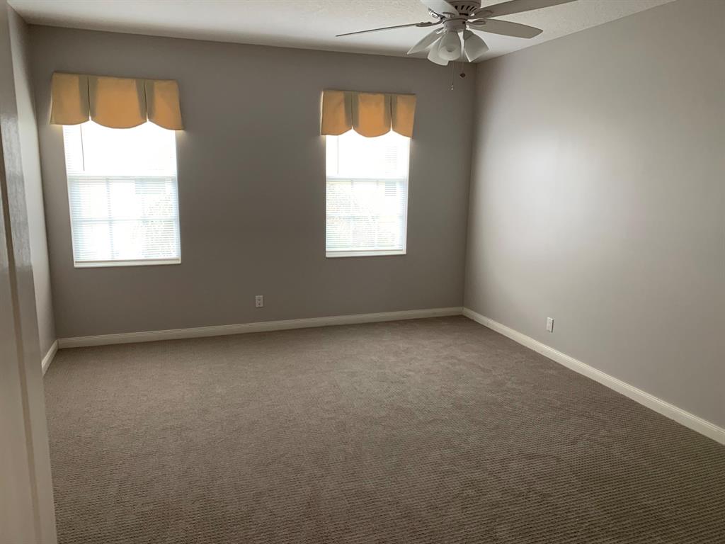 16 Live Oak Circle