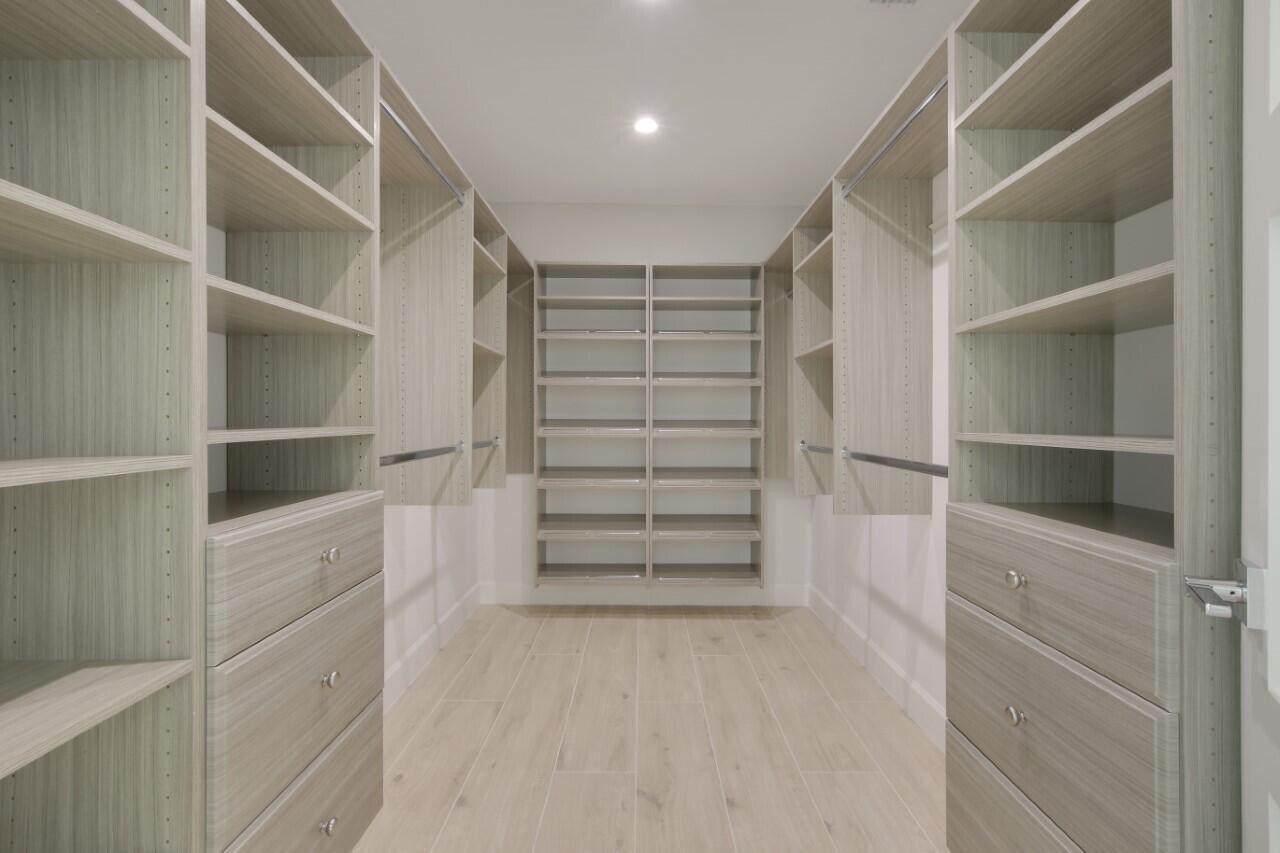 1504 Ocean Way