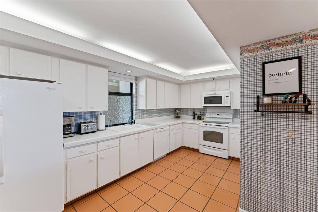 100 Beach Road 202