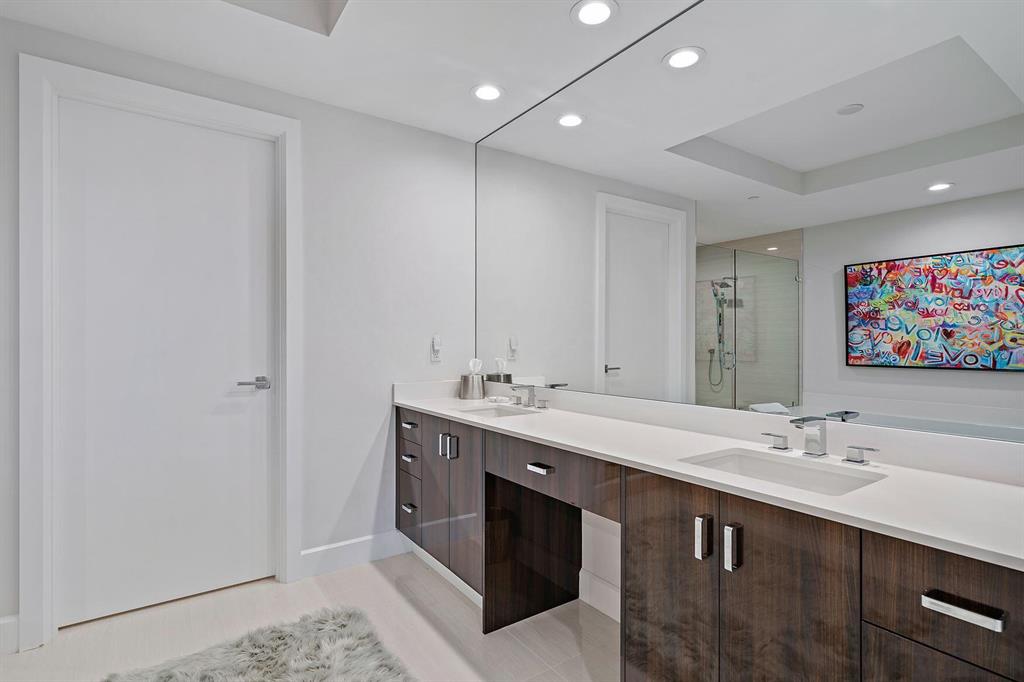 2720 Donald Ross Road 402