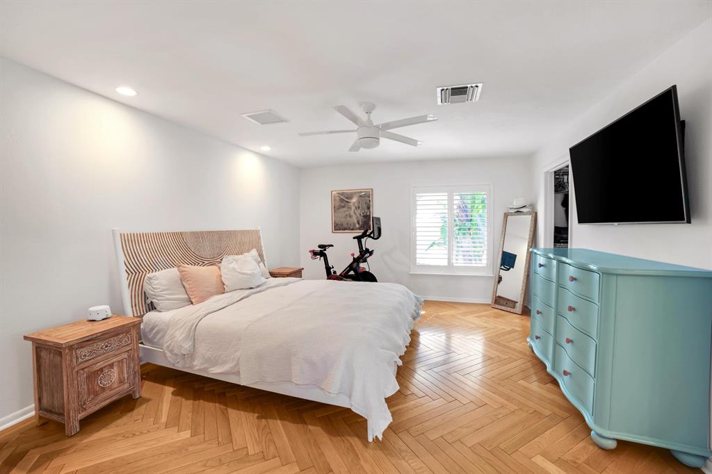 19353 W Indies Lane