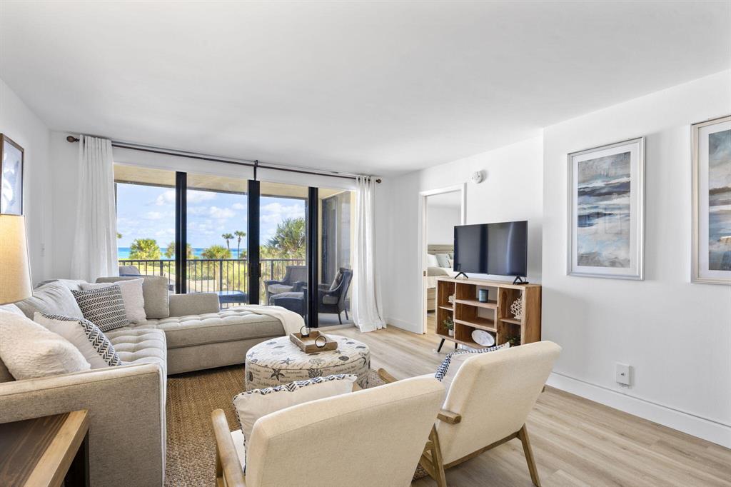 200 Ocean Trail Way 101