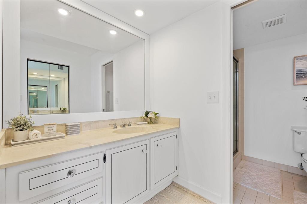 200 Ocean Trail Way 101