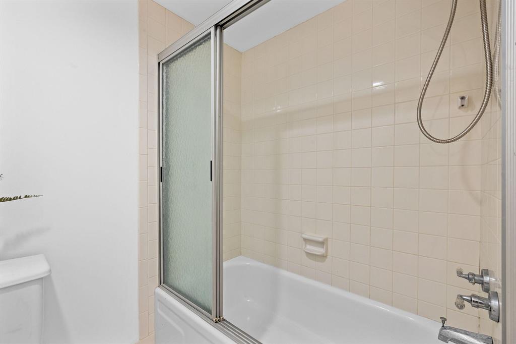 200 Ocean Trail Way 101