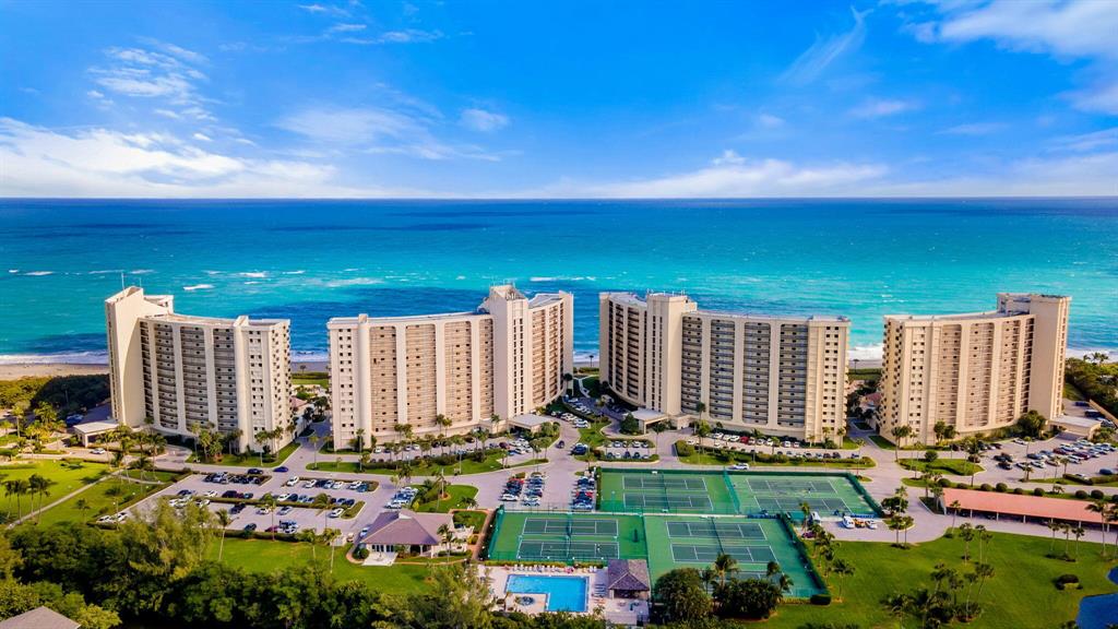 200 Ocean Trail Way 101