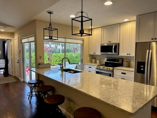 9701 Chapman Oak Court
