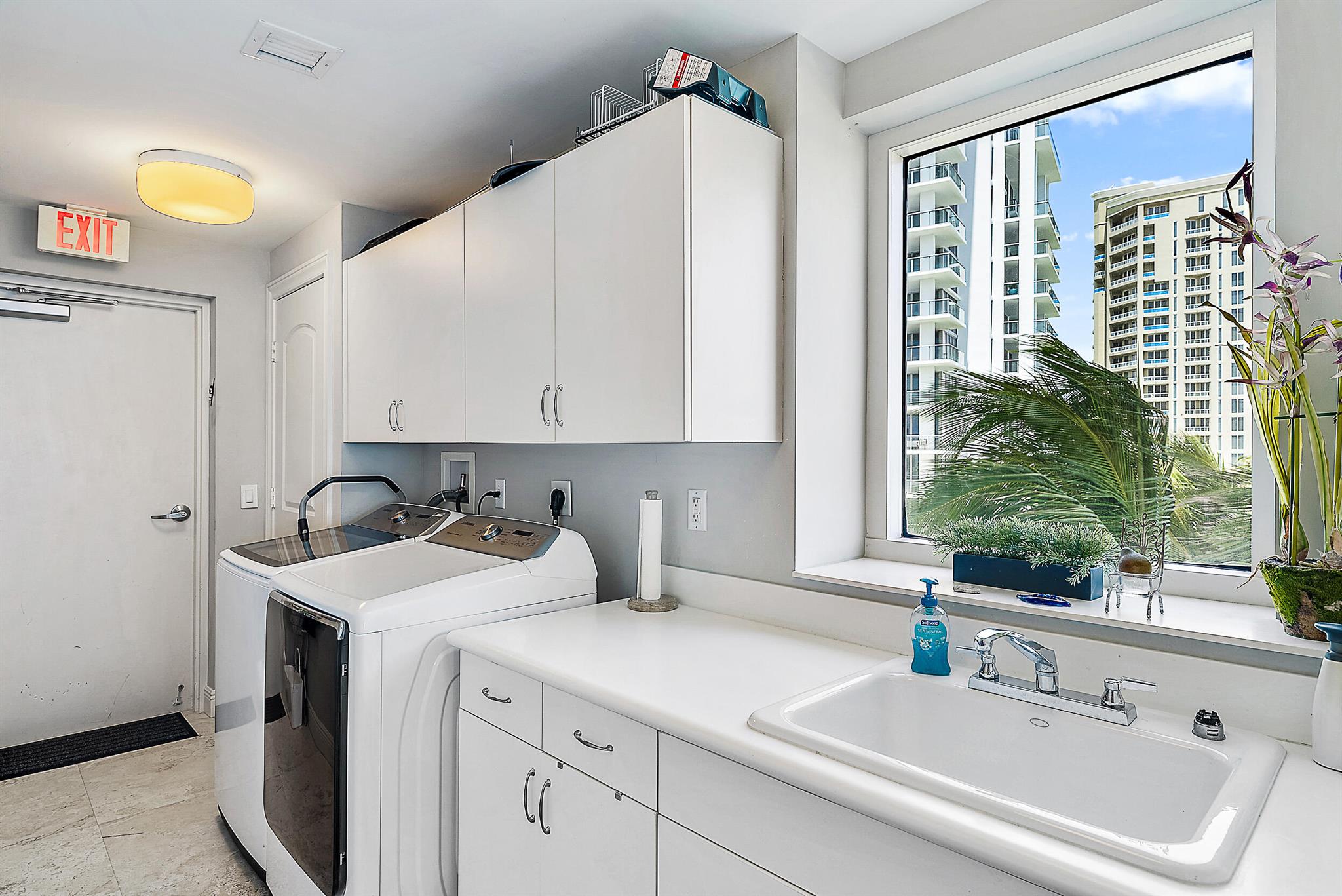 4600 N Ocean Drive 501