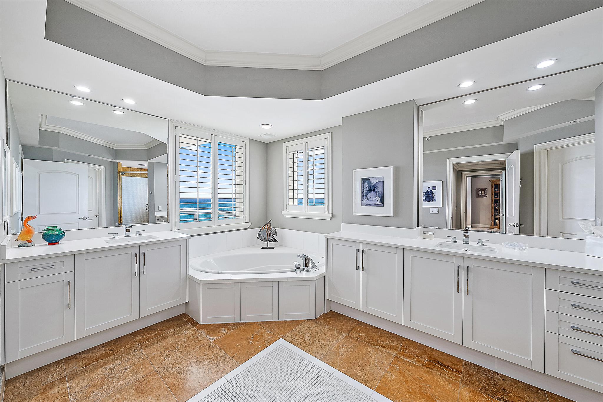 4600 N Ocean Drive 501