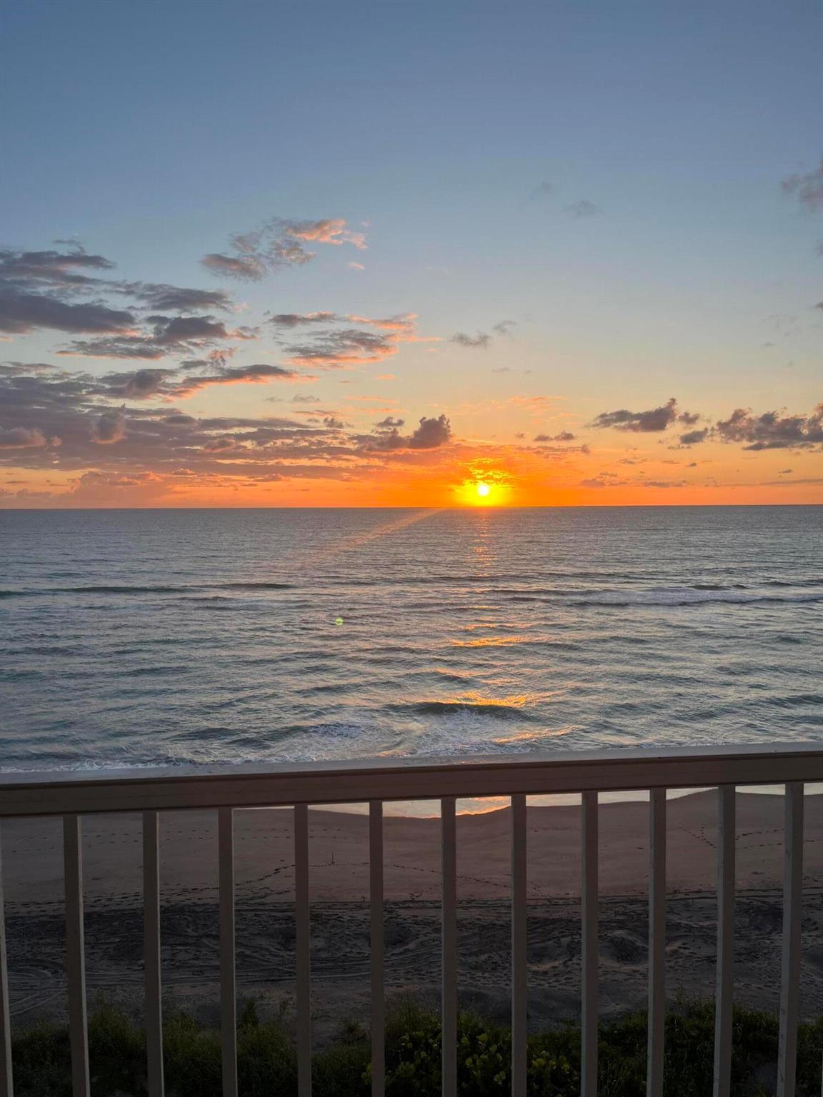 840 Ocean Drive 601