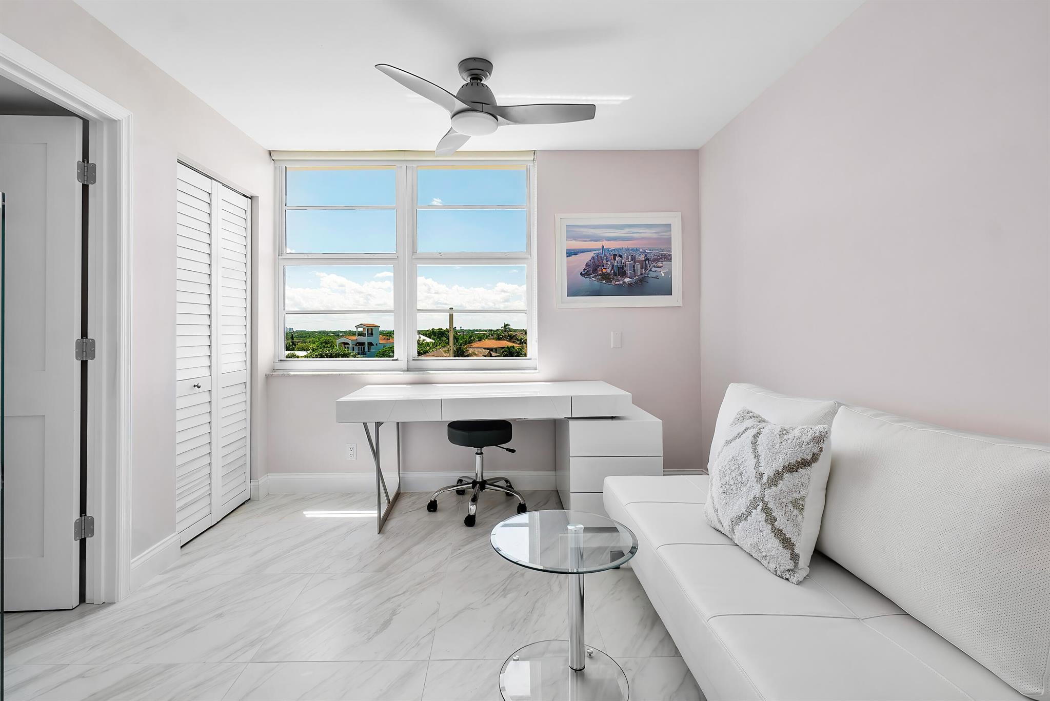 840 Ocean Drive 601