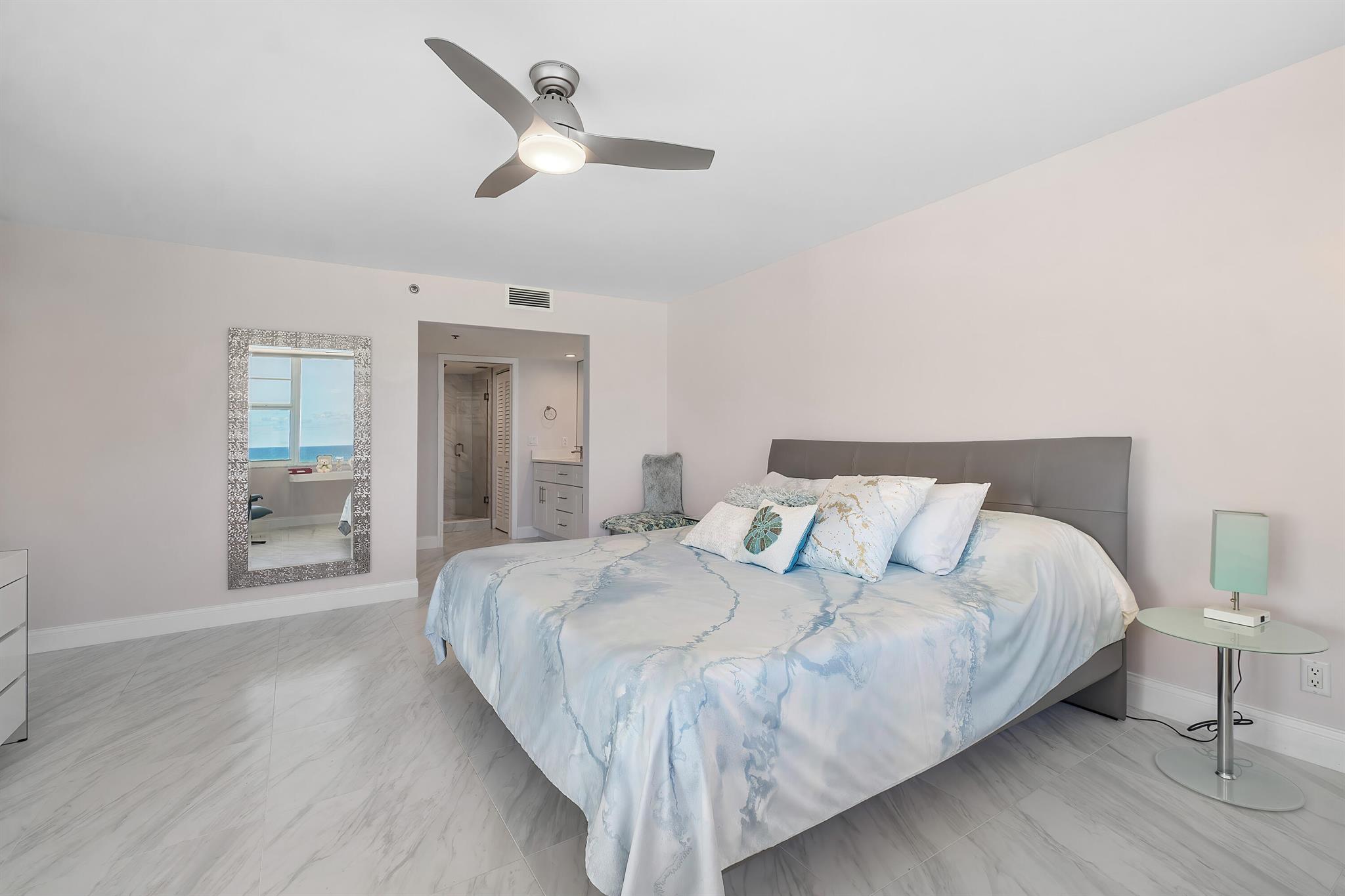 840 Ocean Drive 601