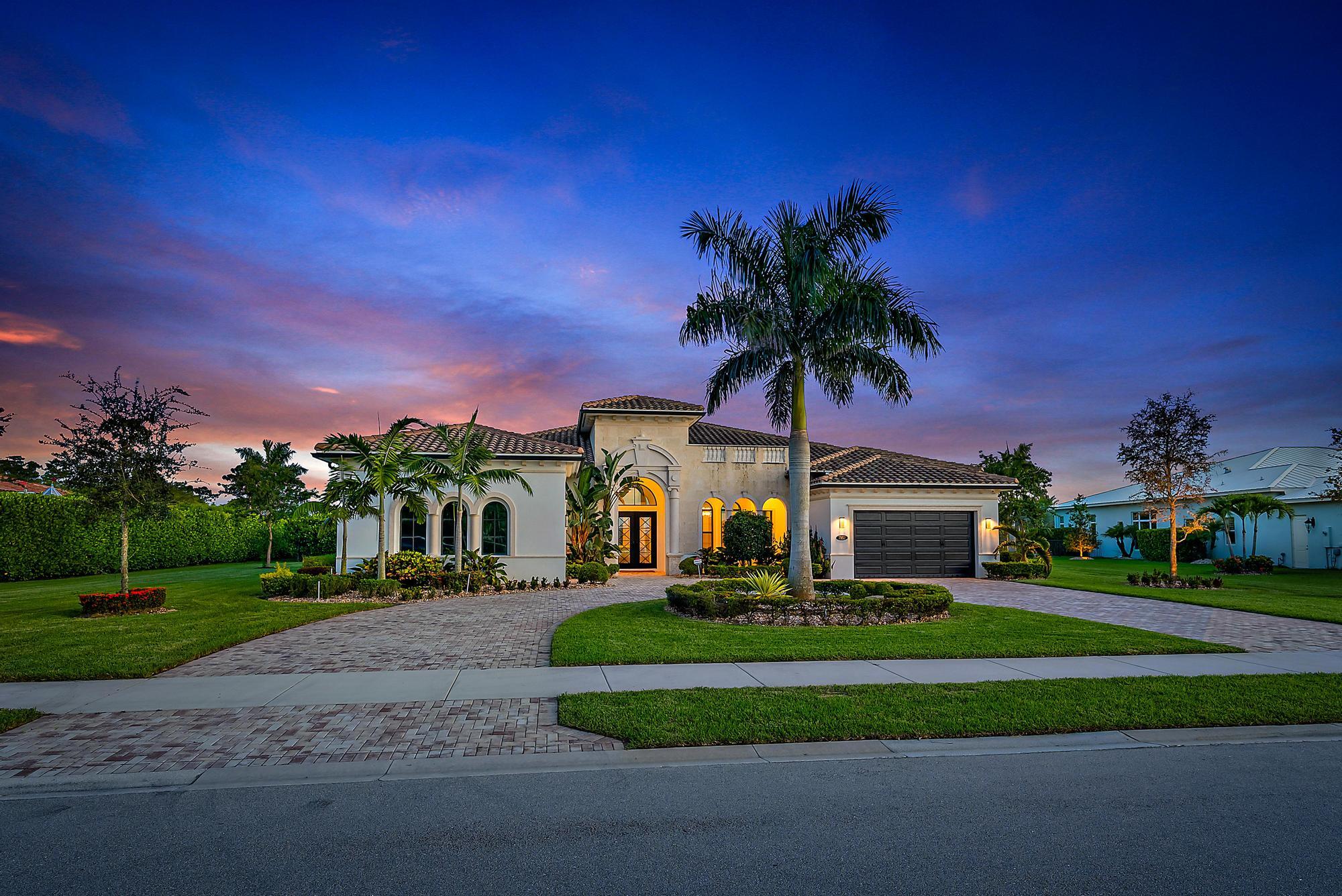 7952 SE Old Plantation Circle