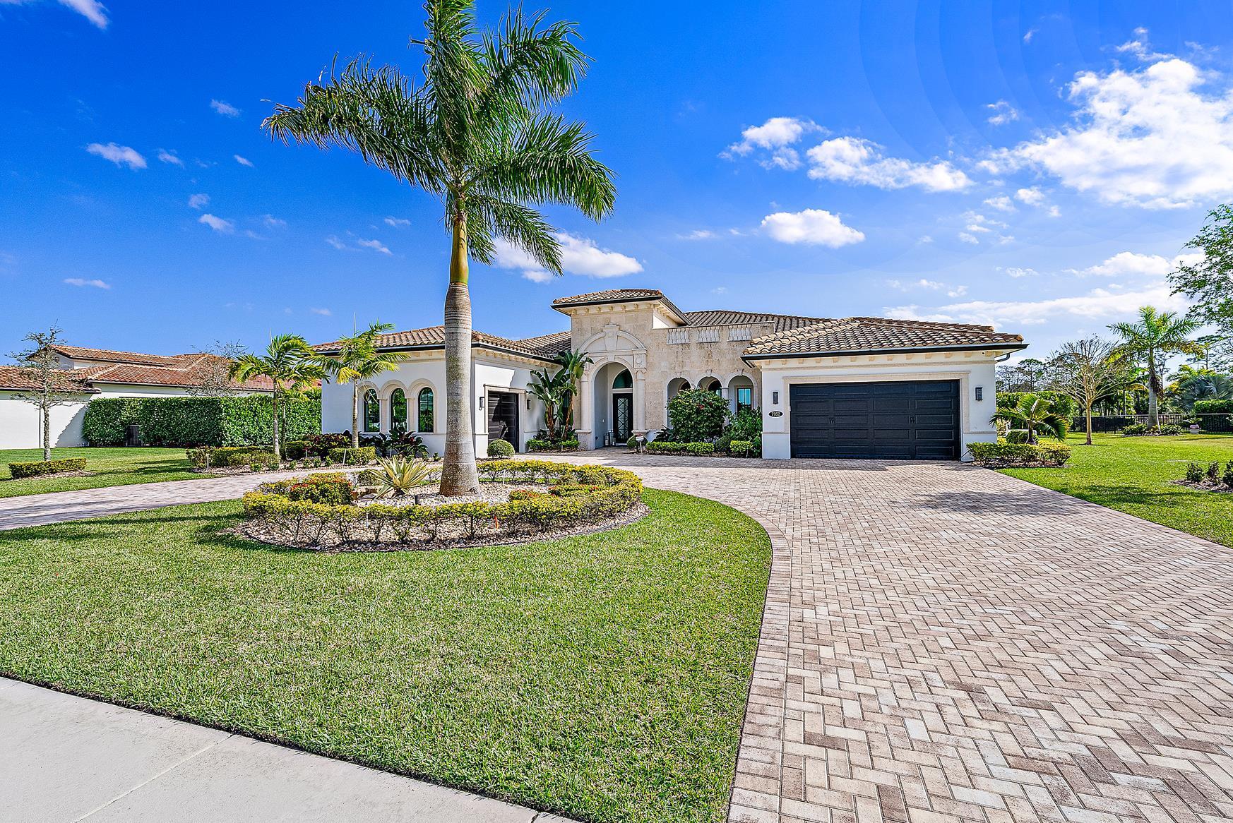 7952 SE Old Plantation Circle