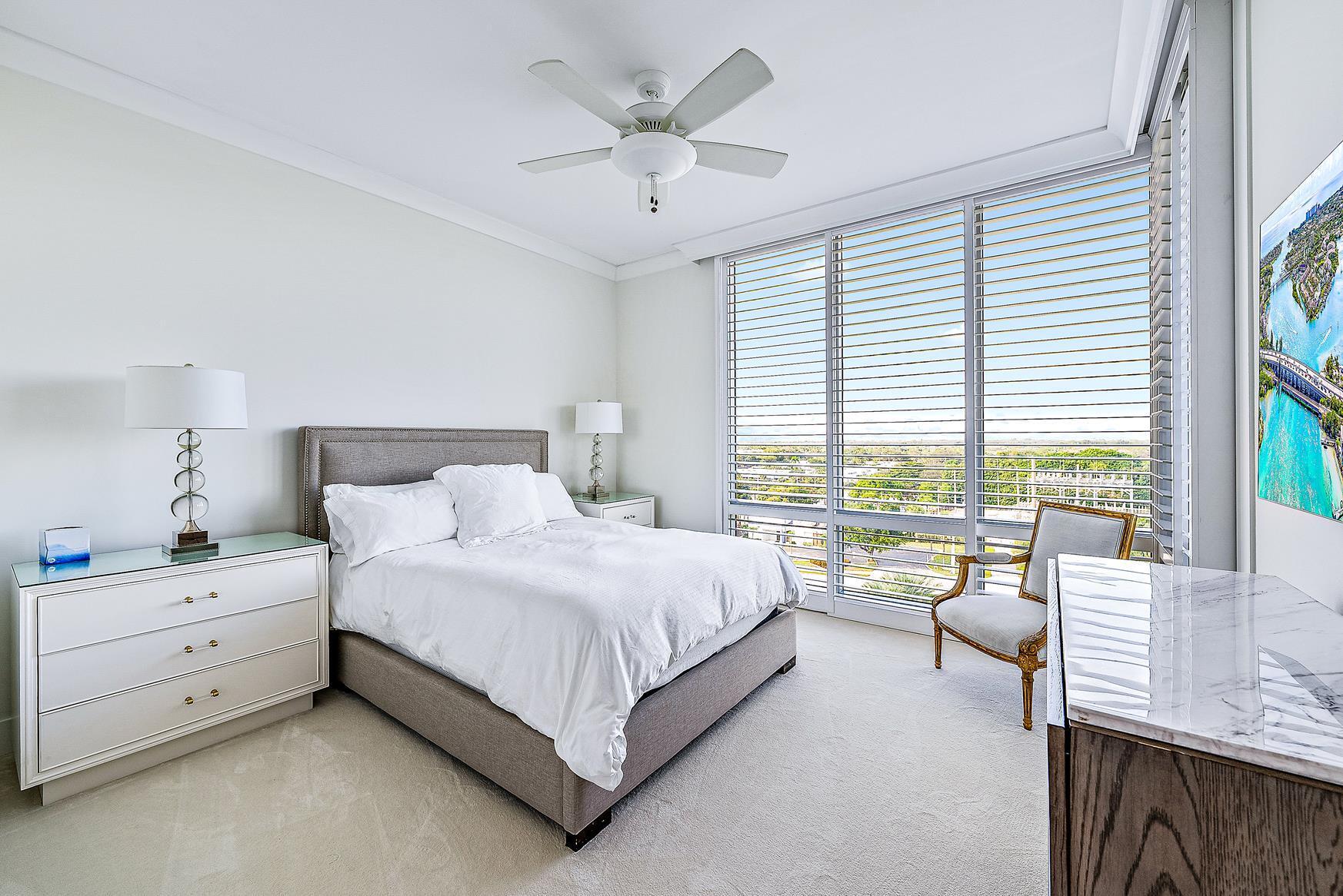 1 Water Club Way 901