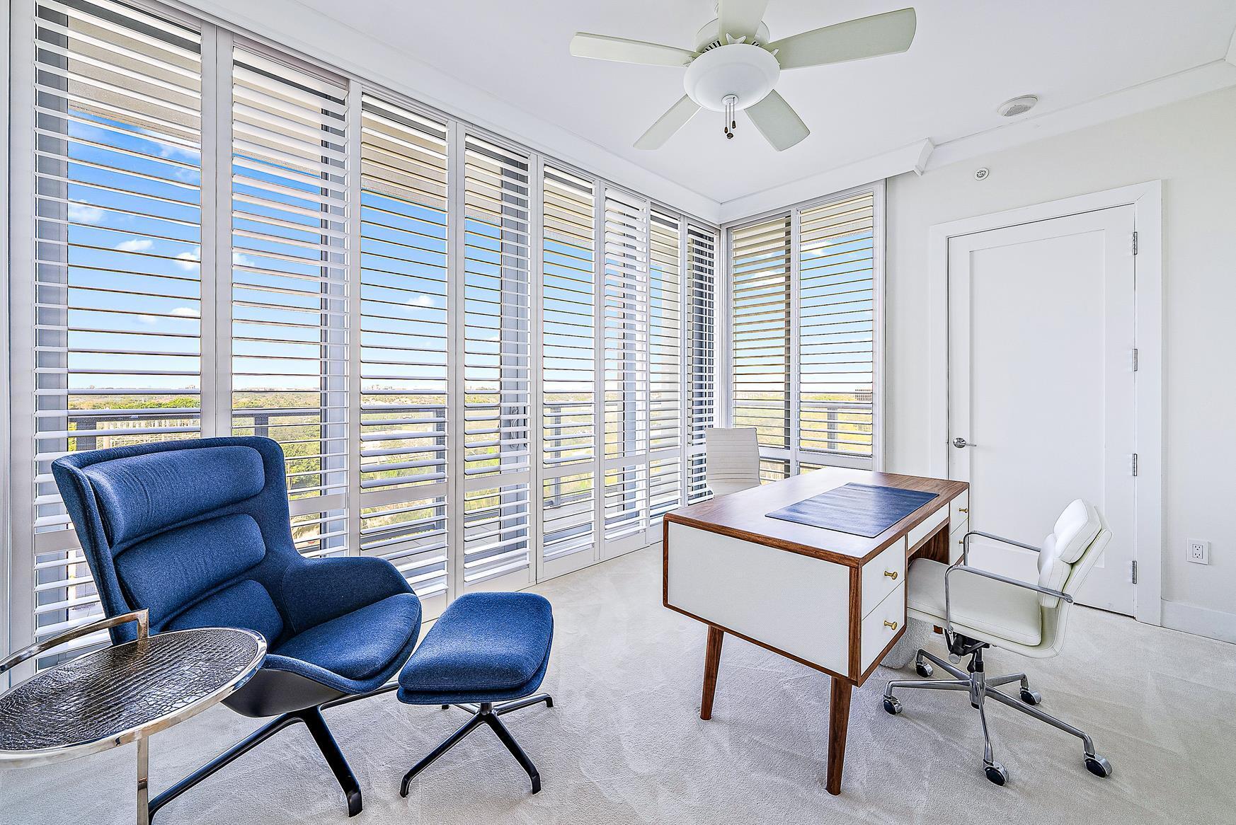 1 Water Club Way 901