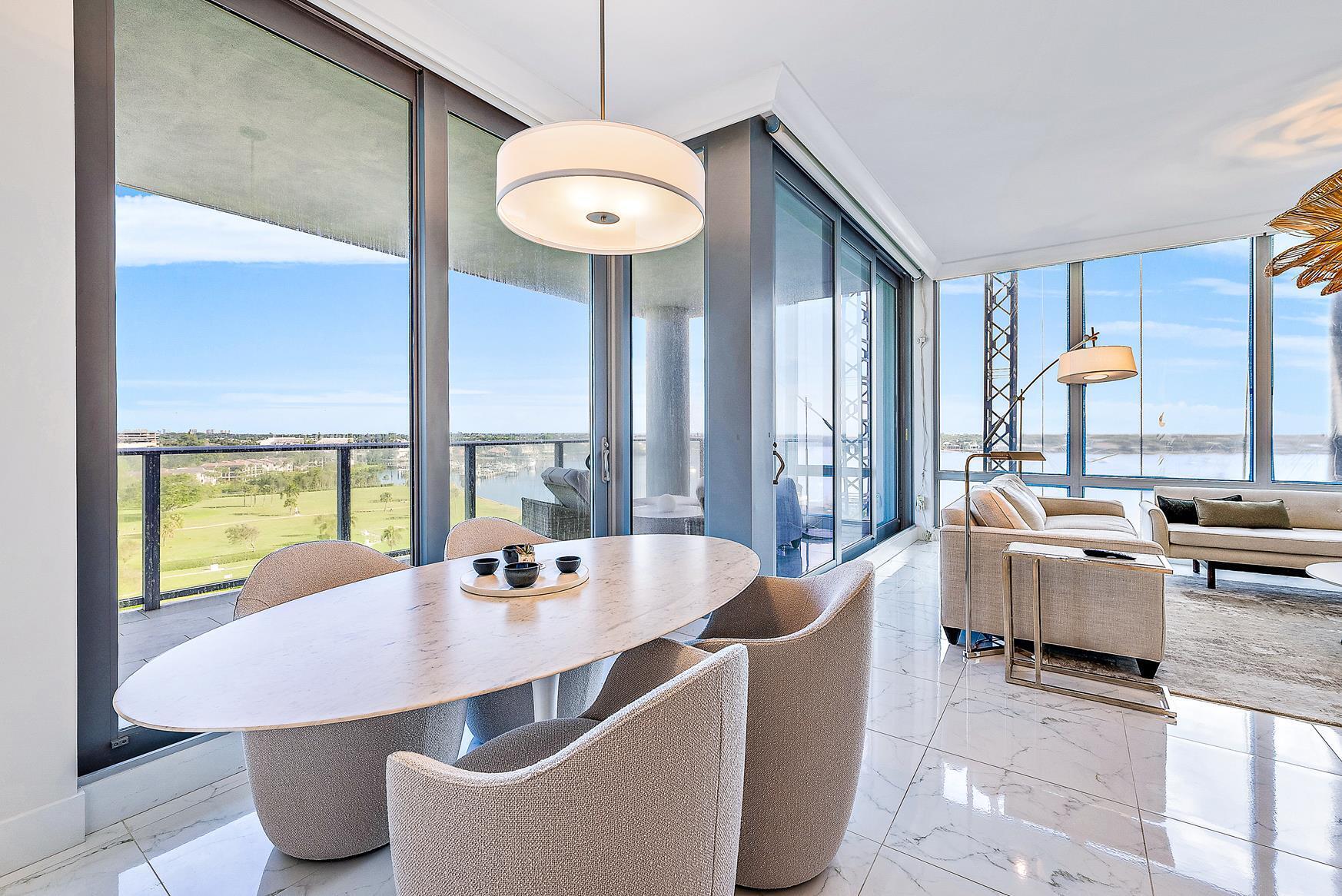 1 Water Club Way 901