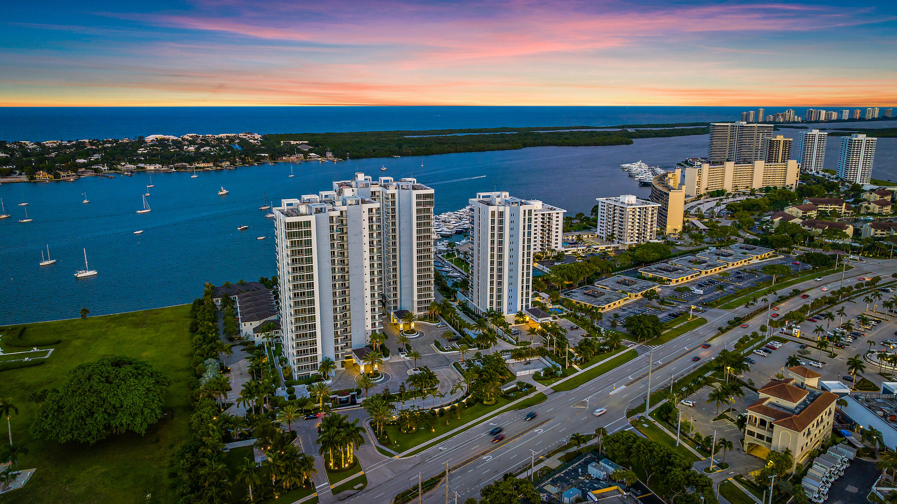 1 Water Club Way 901