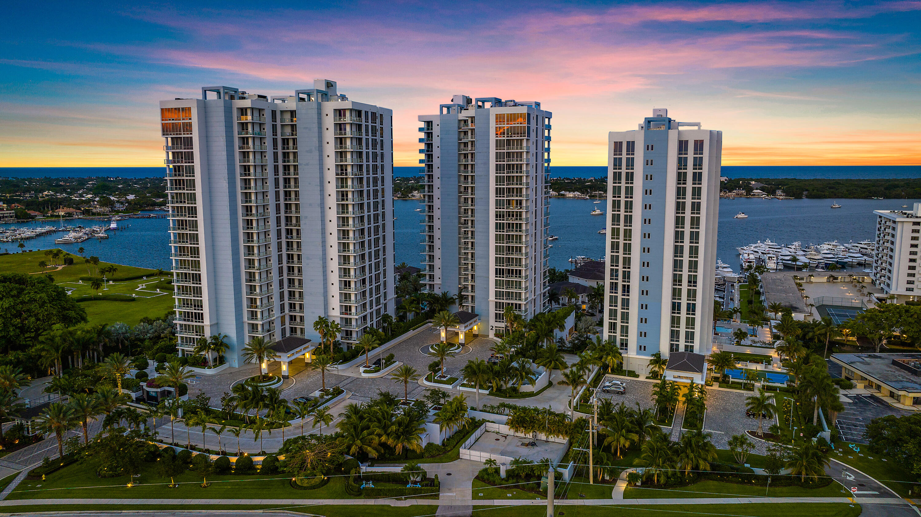 1 Water Club Way 901