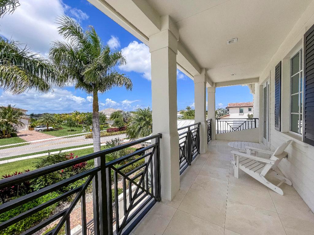 8048 SE Old Plantation Circle