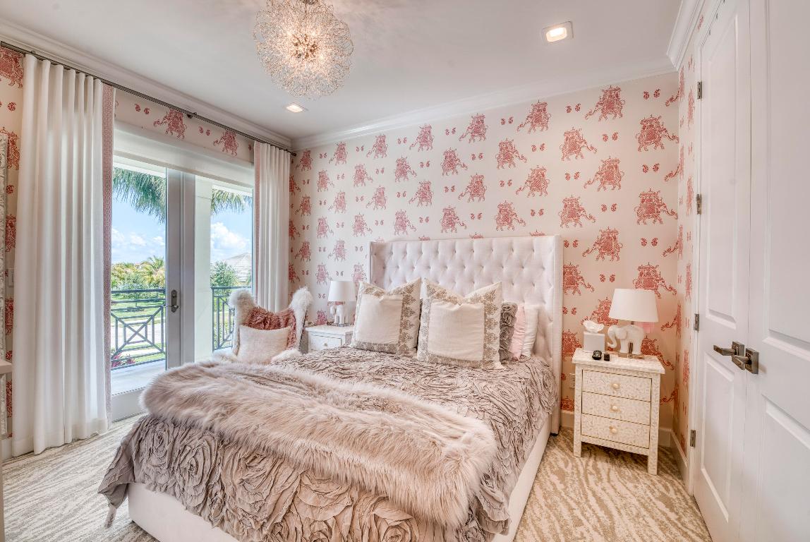 8048 SE Old Plantation Circle