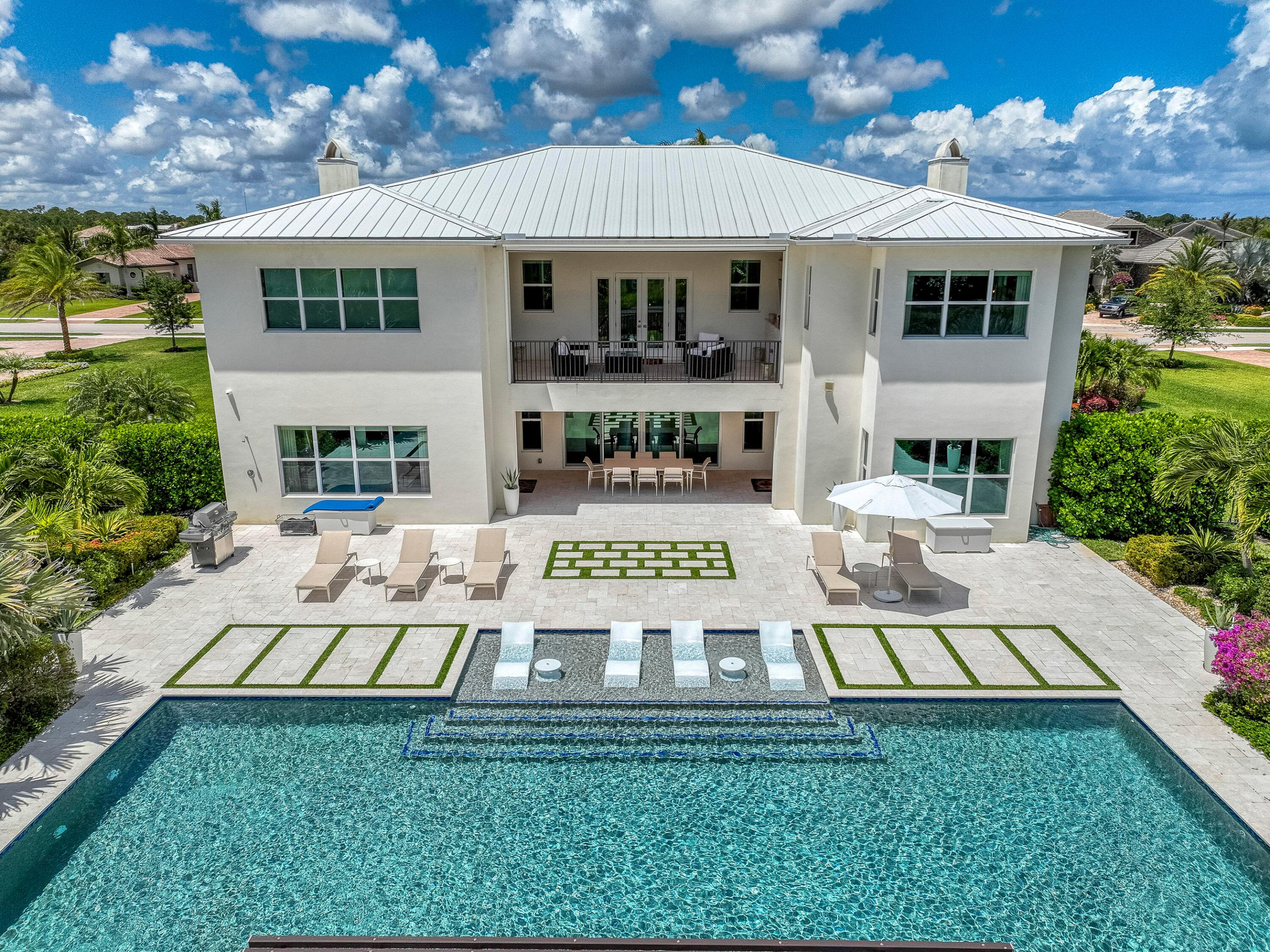 8048 SE Old Plantation Circle