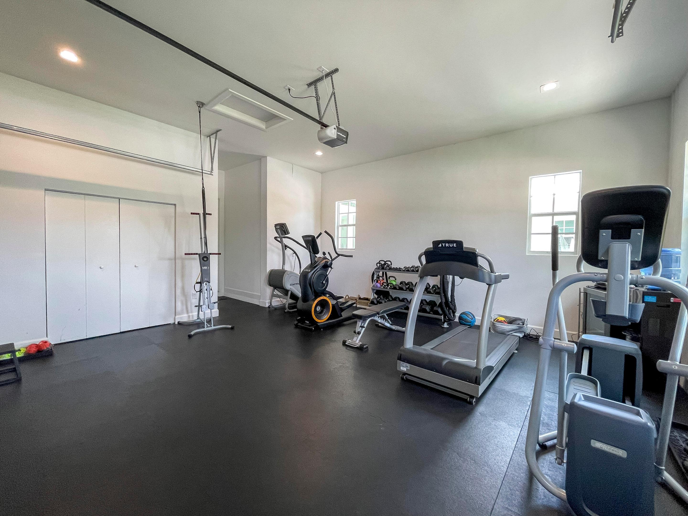 8048 SE Old Plantation Circle