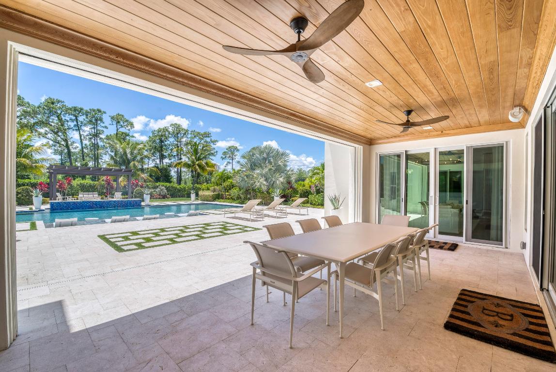 8048 SE Old Plantation Circle