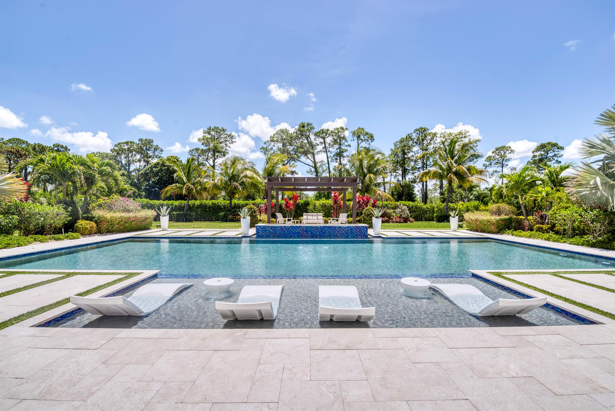 8048 SE Old Plantation Circle