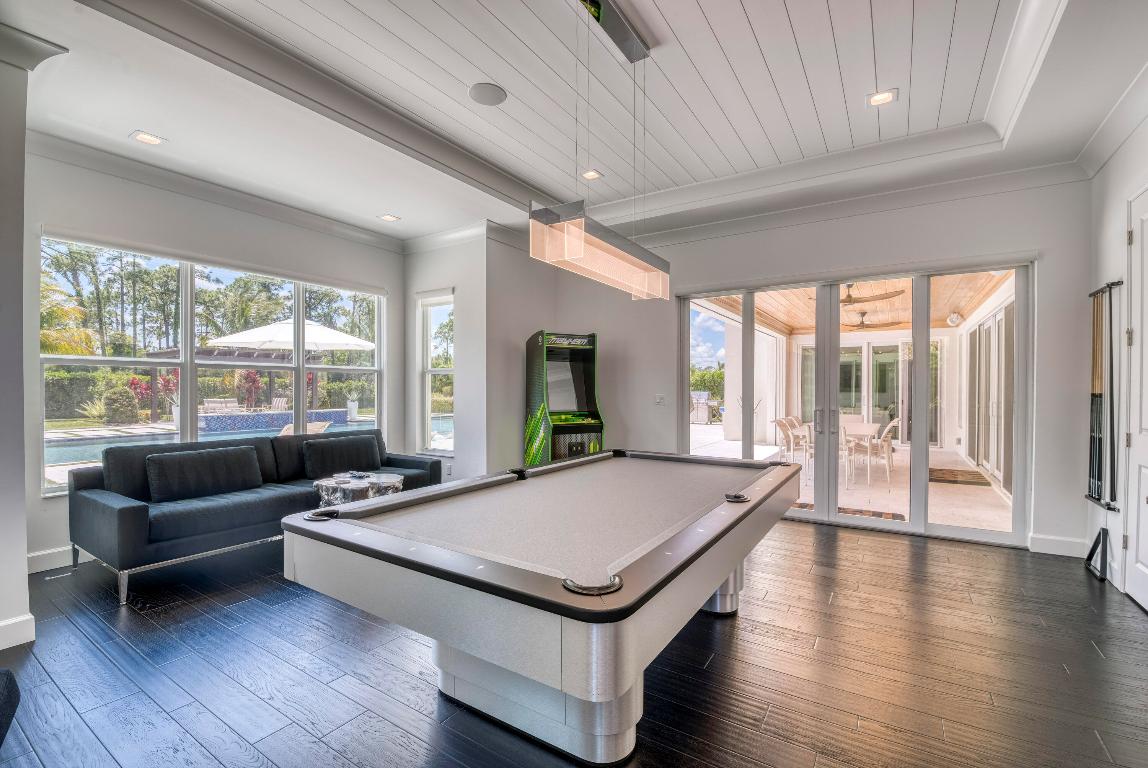 8048 SE Old Plantation Circle