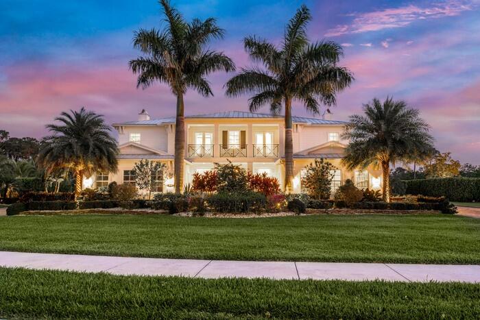 8048 SE Old Plantation Circle