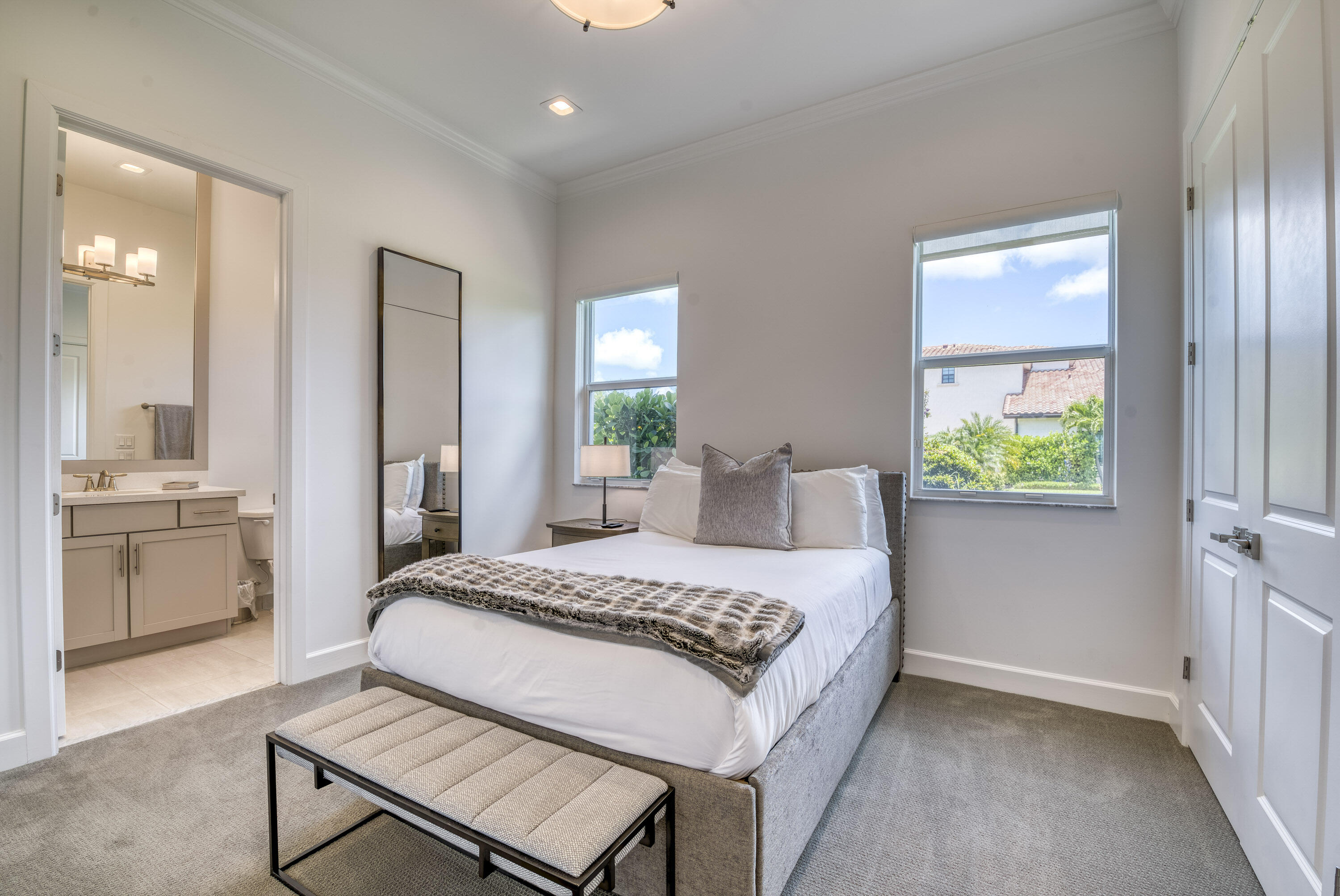 8048 SE Old Plantation Circle