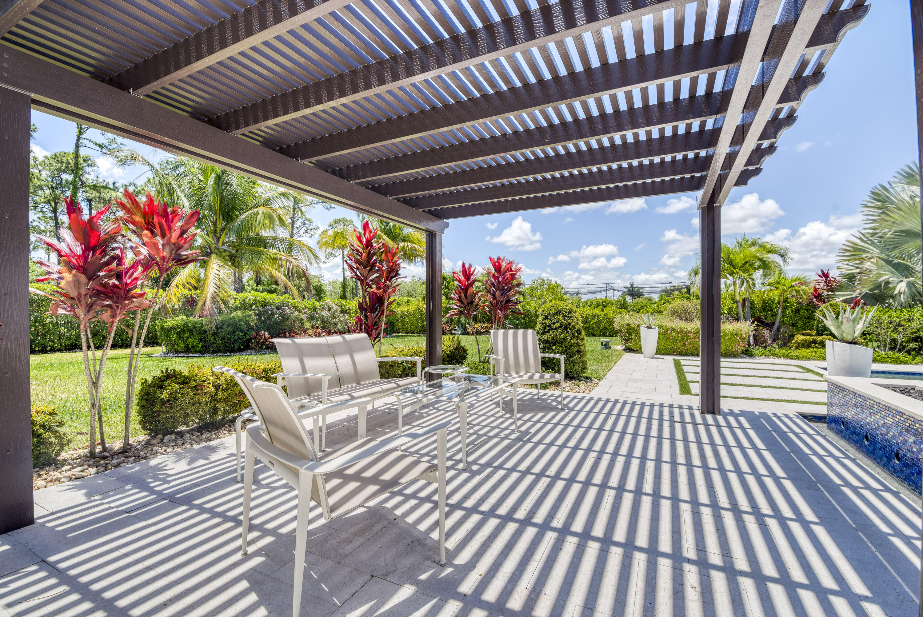 8048 SE Old Plantation Circle