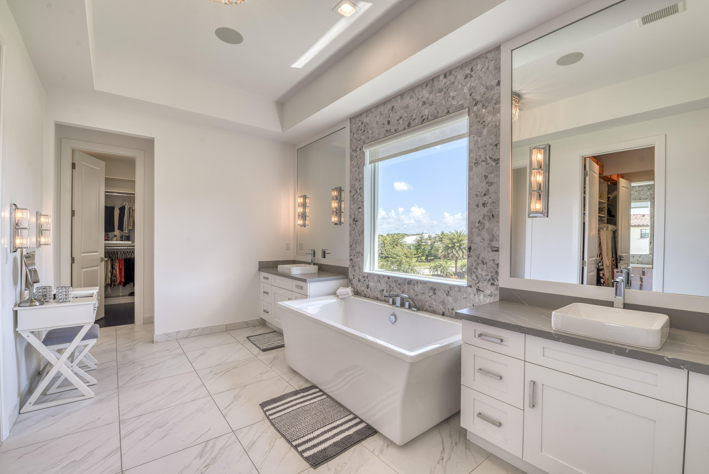 8048 SE Old Plantation Circle