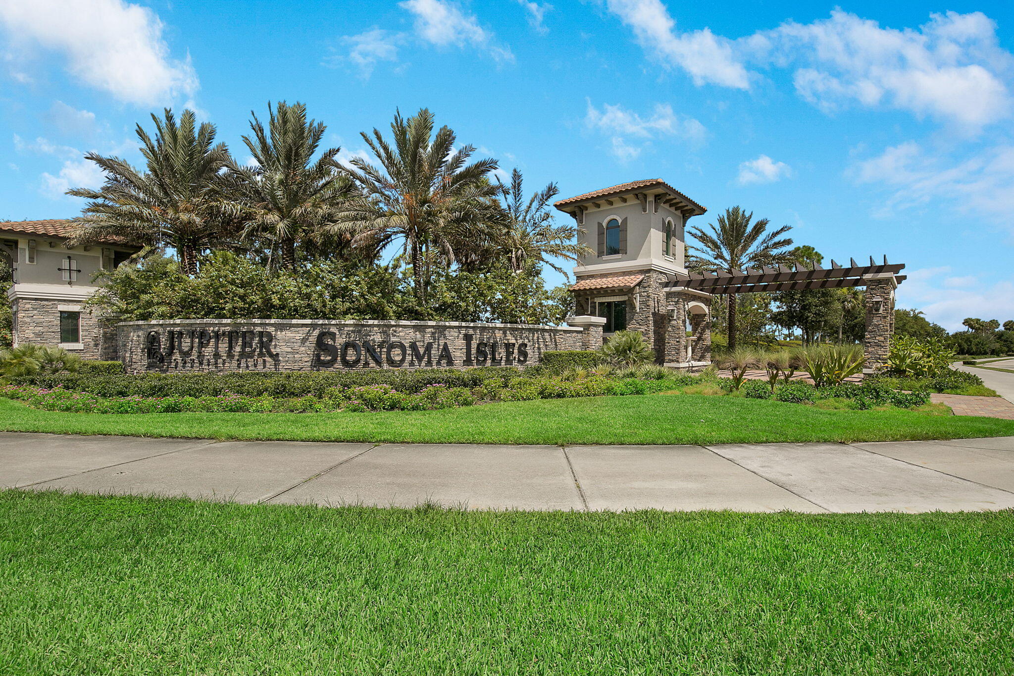 126 Crimson Isle Road