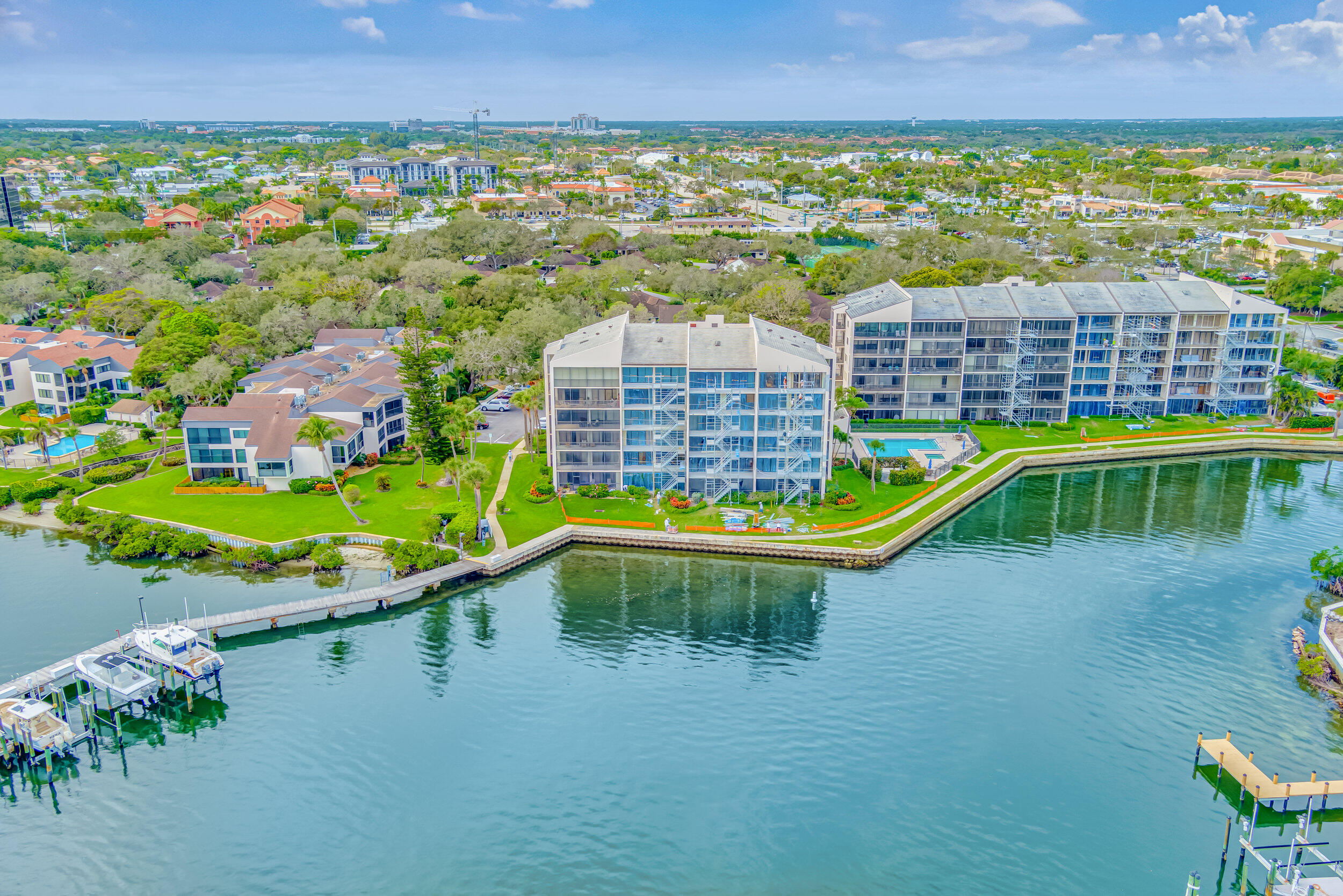 11390 Twelve Oaks Way 619